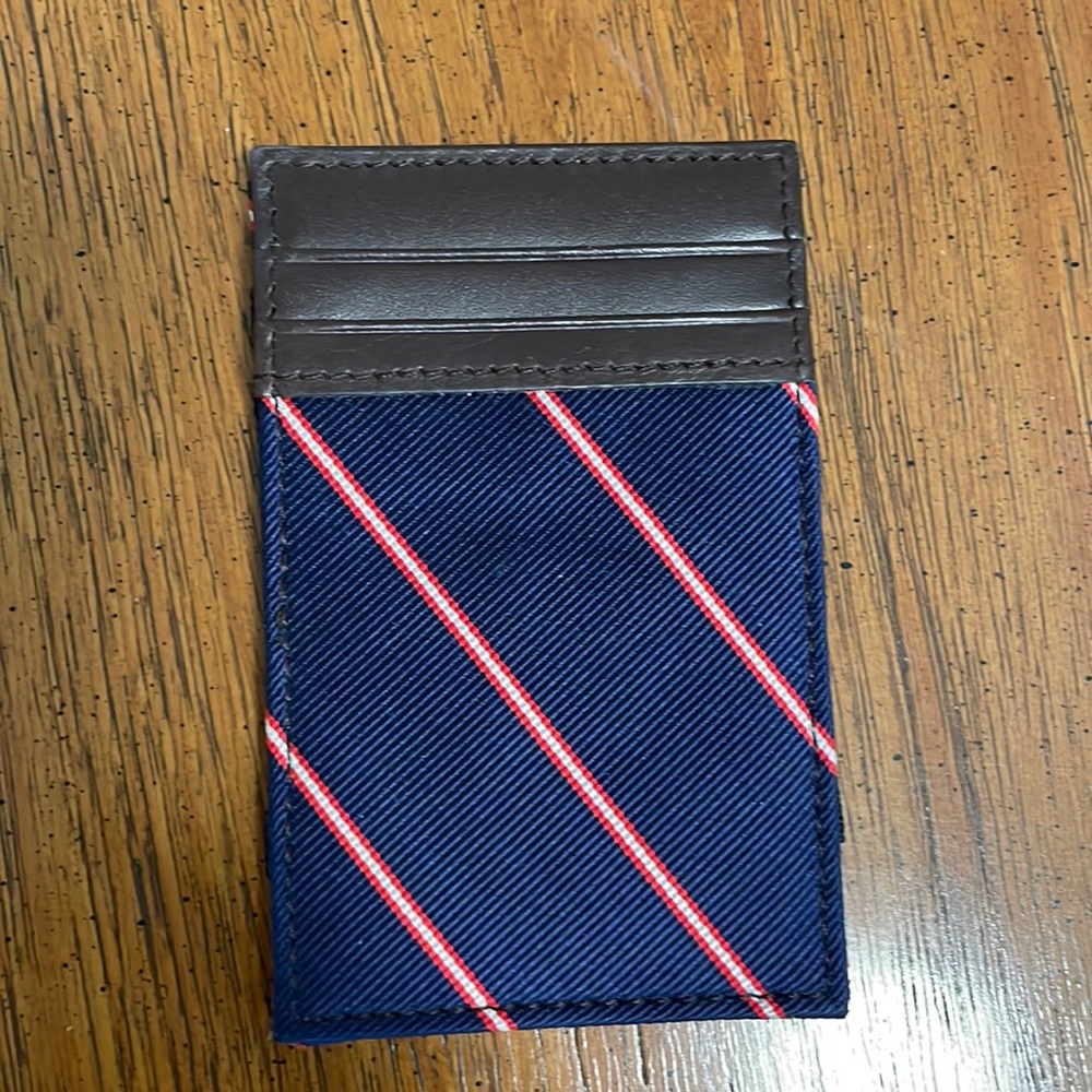 Foldable Flip Striped Wallet